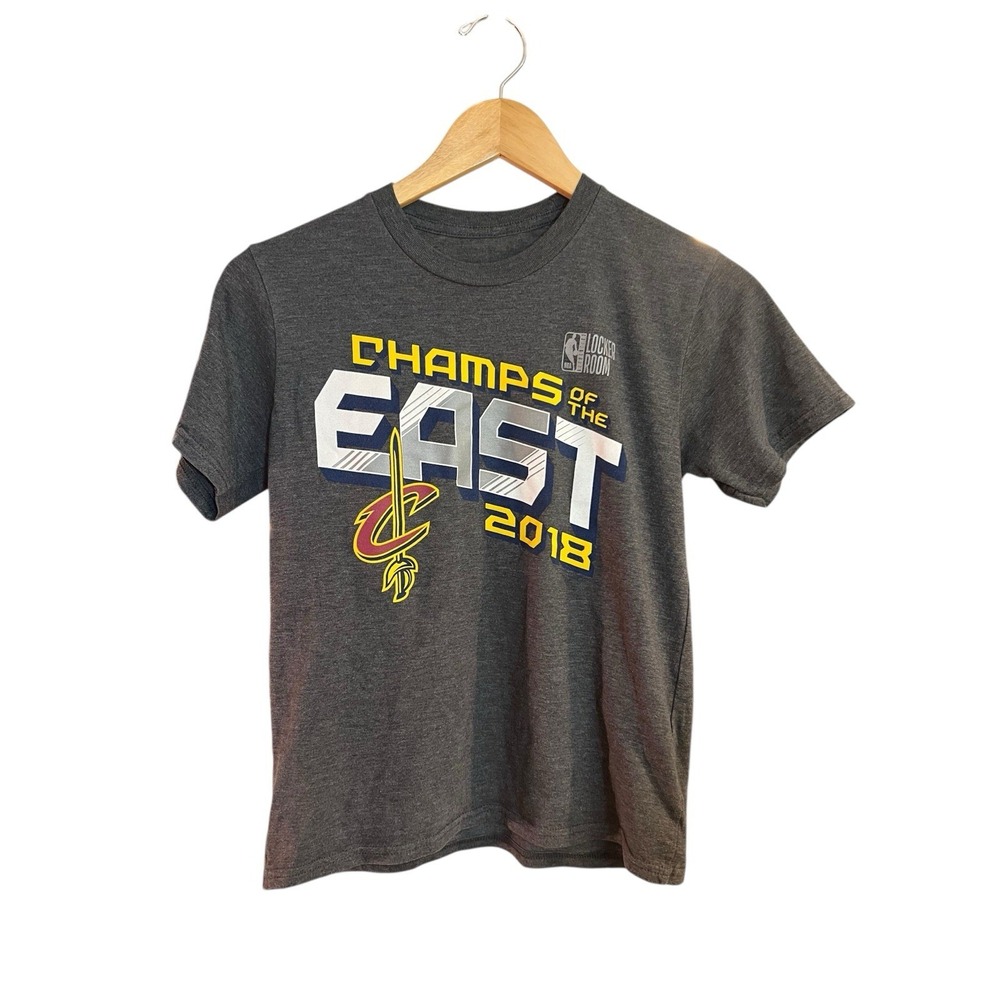 Locker Room Cleveland Cavaliers Youth Short Sleeve T Shirt Size Medium‎